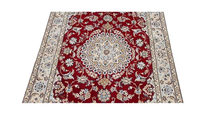 Persian Naien Carpet 254cm x 160cm Hand knotted