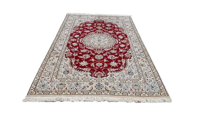 Persian Naien Carpet 254cm x 160cm Hand knotted