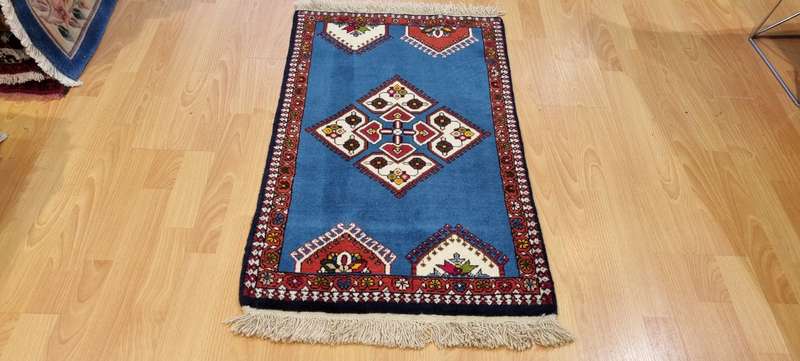 Very Fine Persian Yalemeh Carpet 100cm x 60cm Hand Knotted