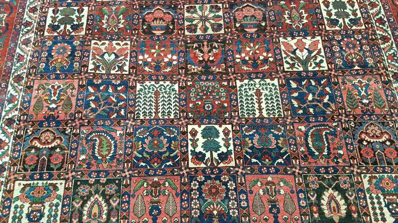 Very Fine Persian Bakhtiari Carpet 410cm x 310cm Hand Knotted