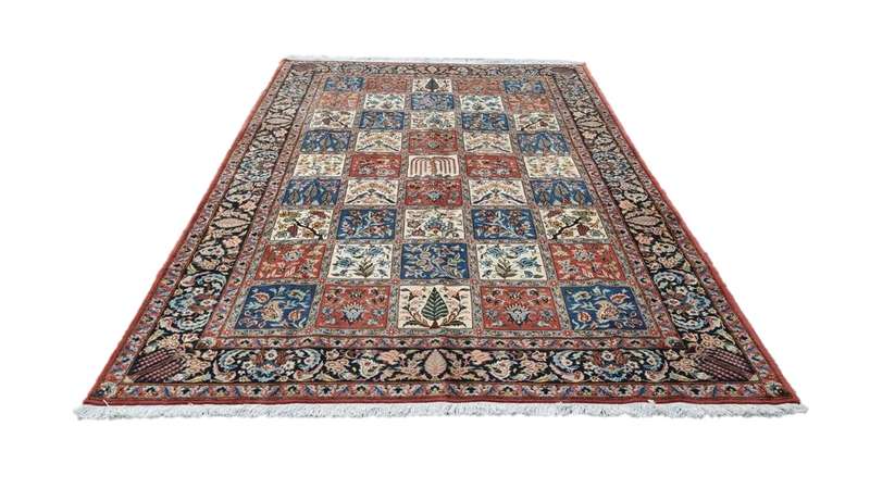 Very Fine Persian Bakhtiari Carpet 300cm x 200cm Hand Knotted