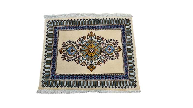 Very Fine Persian Kashan Carpet 90cm x 60cm Hand Knotted