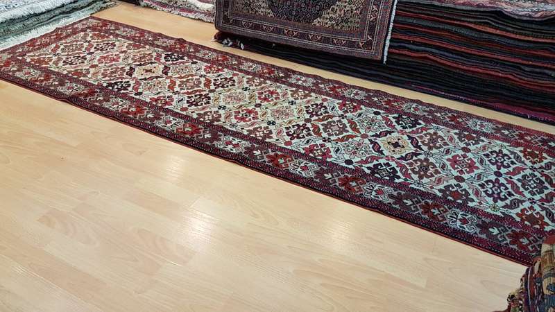 Very Fine Persian Hamadan Carpet 265cm x 80cm Hand Knotted