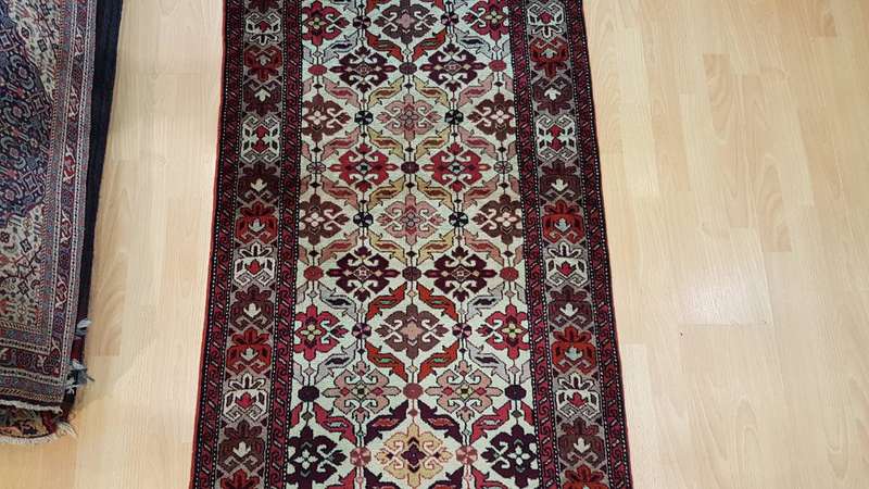Very Fine Persian Hamadan Carpet 265cm x 80cm Hand Knotted