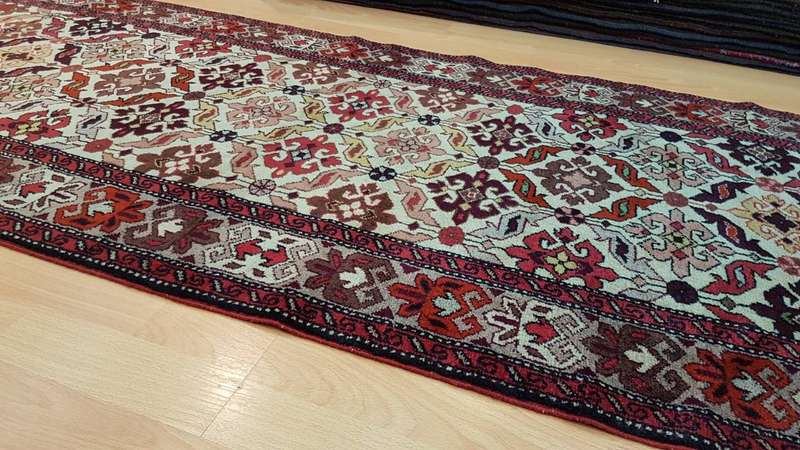 Very Fine Persian Hamadan Carpet 265cm x 80cm Hand Knotted