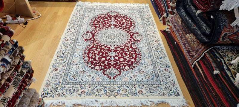 Very Fine Persian Nain Carpet 210cm x 132cm Hand Knotted