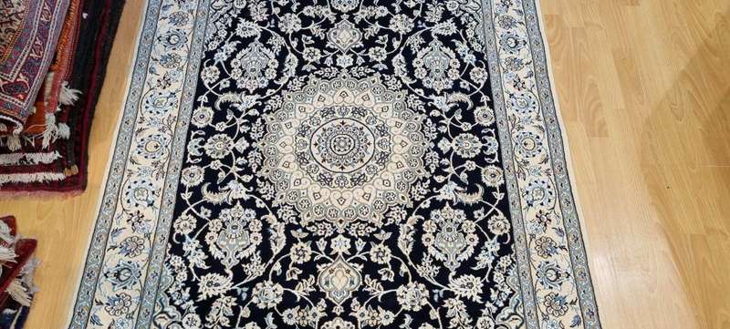 Very Fine Persian Nain Carpet 200cm x 130cm Hand Knotted