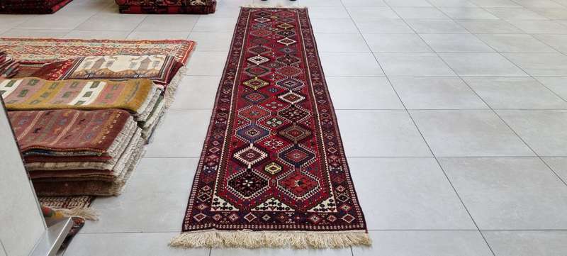 Very Fine Persian Yalemeh Carpet 407cm x 85cm  Hand Knotted