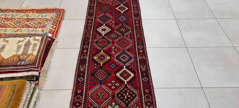 Very Fine Persian Yalemeh Carpet 407cm x 85cm  Hand Knotted