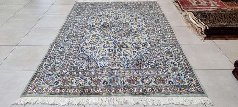 Persian Kashmar Carpet 300cm x 200cm Hand Knotted