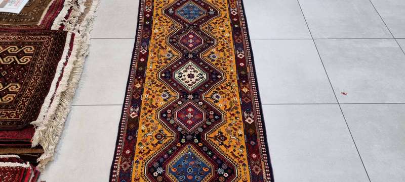 Very Fine Persian Yalemeh Carpet - 300cm x 82cm - Hand Knotted