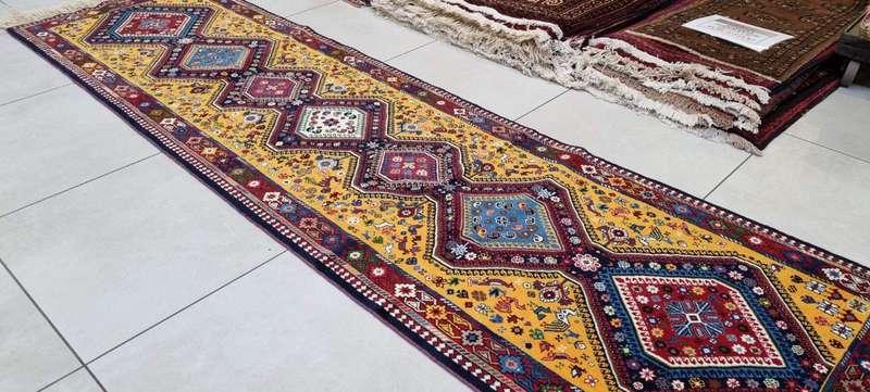 Very Fine Persian Yalemeh Carpet - 300cm x 82cm - Hand Knotted