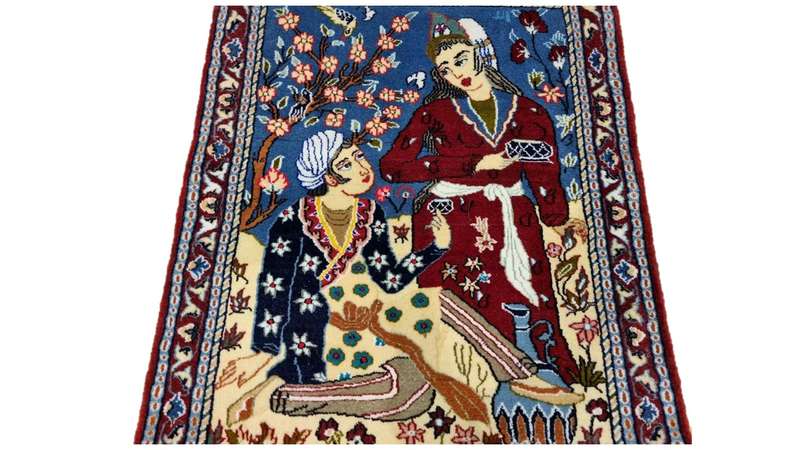 Very Fine Persian Pictorial Isfahan Carpet 70cm x 53cm Hand Knotted