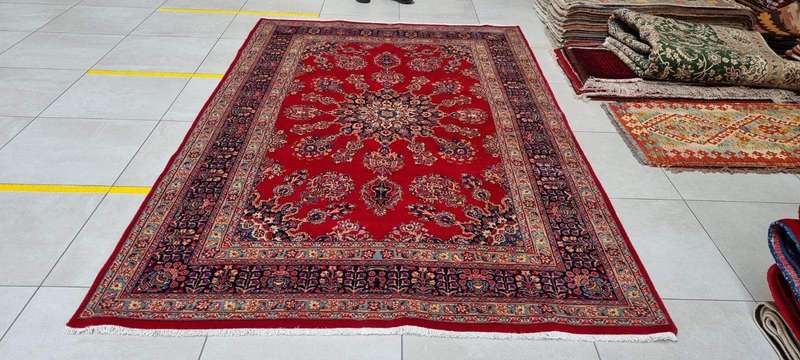 Persian Mashhad Carpet 300cm x 190cm Hand-Knotted