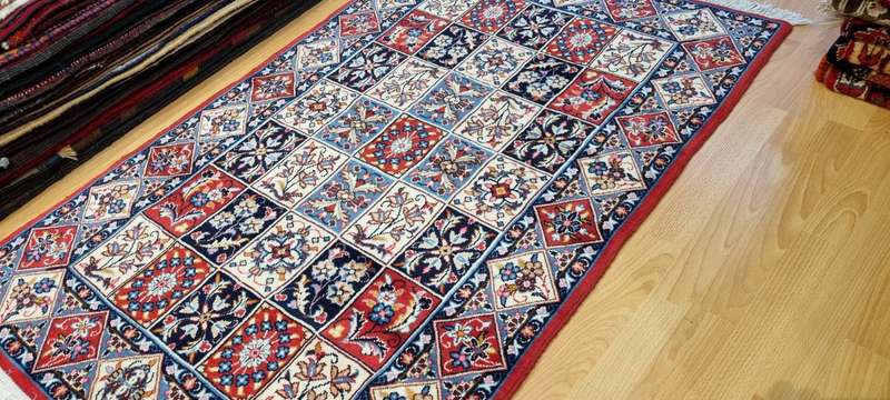 Persian Kashan Carpet 150cm x 100cm Hand Knotted