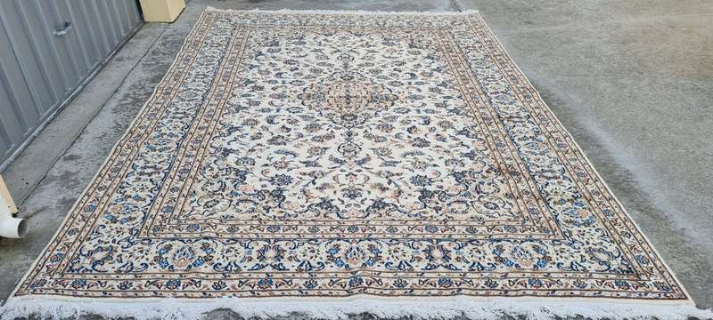 Persian Kashan Carpet  350cm x 250cm Hand-Knotted