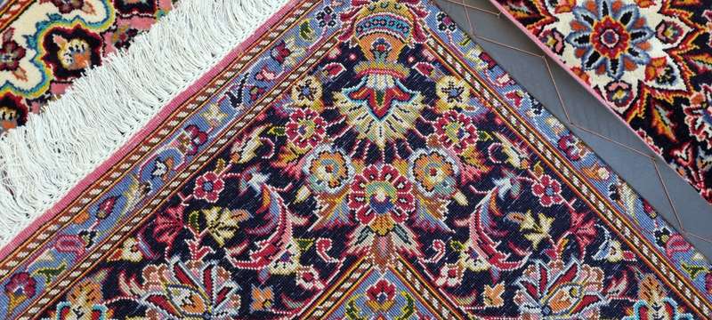 Very Fine Persian Kashan Carpet 217cm x 145cm Hand knotted