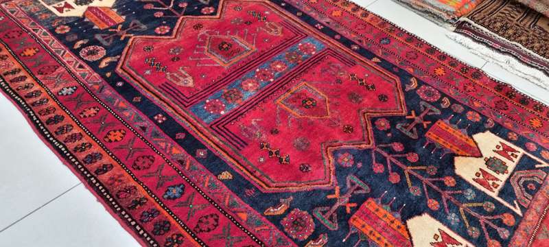 Persian Hamadan Carpet 228cm x 130cm Hand Knotted