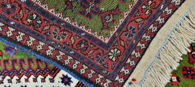 Very Fine Persian Yalemeh Carpet 100cm x 60cm Hand Knotted