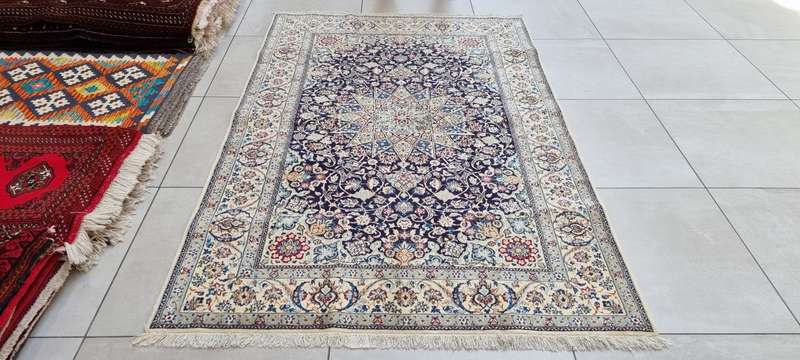 Very Fine Persian Nain Carpet (6LA) 210cm x 130cm Hand Knotted