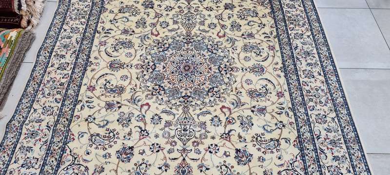 Very Fine Persian Nain Carpet (6LA) 300cm x 205cm Hand Knotted