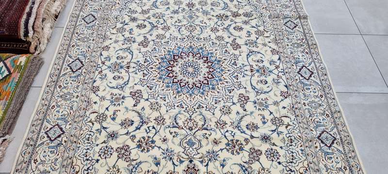 Fine Persian Nain Carpet 313cm x 205cm Hand Knotted