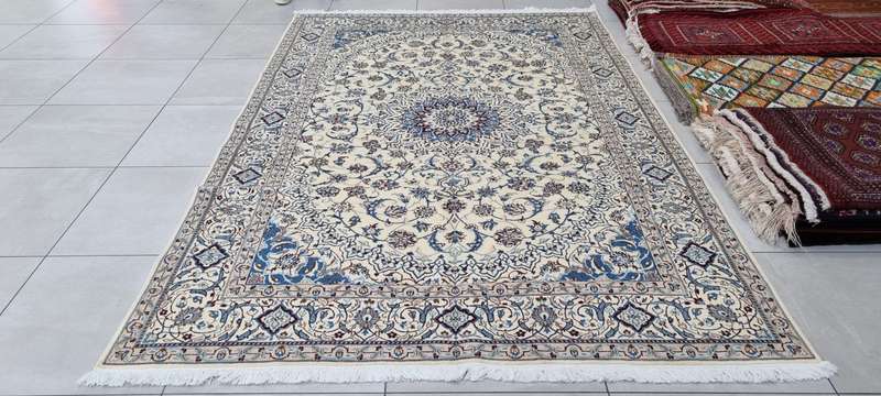 Fine Persian Nain Carpet 313cm x 205cm Hand Knotted