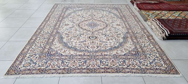 Fine Persian Nain Carpet 347cm x 258cm Hand Knotted