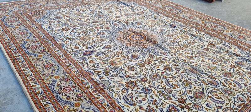 Persian Kashmar Carpet 390cm x 292cm Hand Knotted