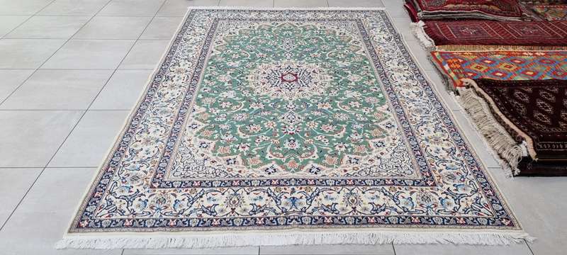 Fine Persian Nain Carpet 317cm x 212cm Hand Knotted