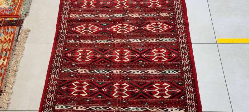 Very Fine Persian Turkaman Carpet 283cm x 128cm Hand Knotted