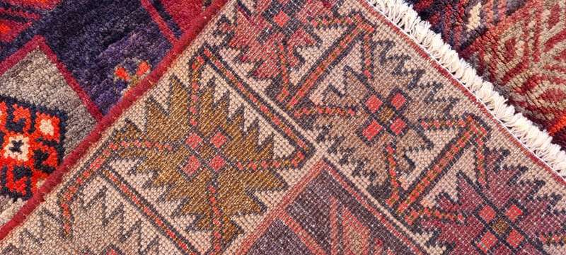 Persian Shiraz Carpet 196cm x 142cm Hand Knotted