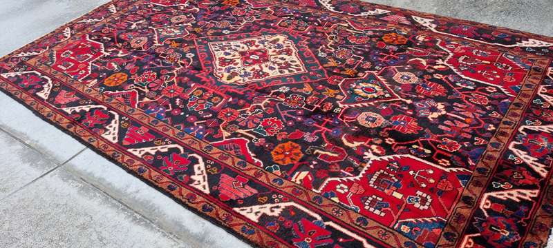 Persian Hamadan Carpet 295cm x 170cm Hand Knotted