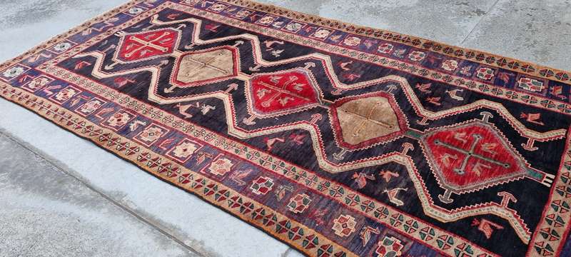 Vintage Persian Hamadan Carpet 296cm x 150cm Hand Knotted