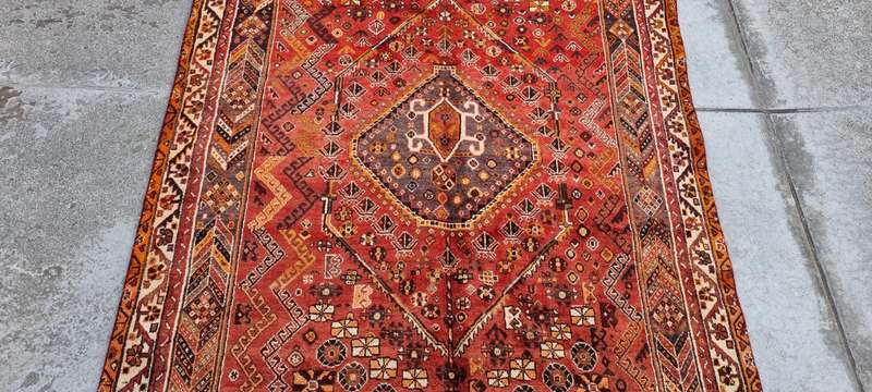 Persian Shiraz Carpet 245cm x 150cm Hand Knotted