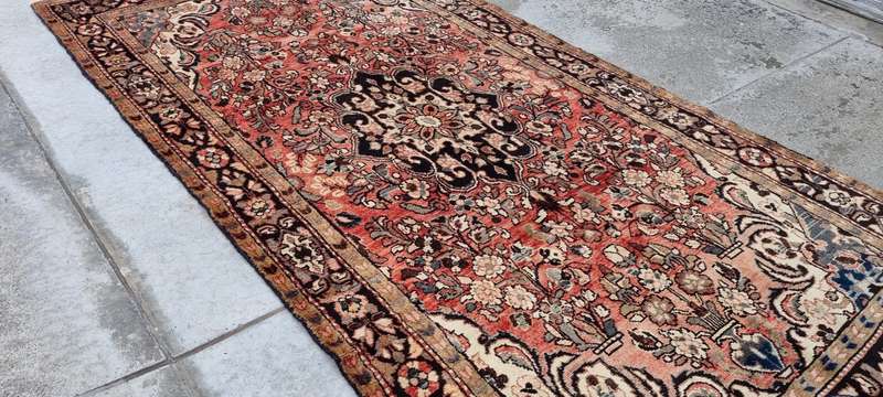 Persian Hamadan Carpet 282cm x 148cm Hand Knotted