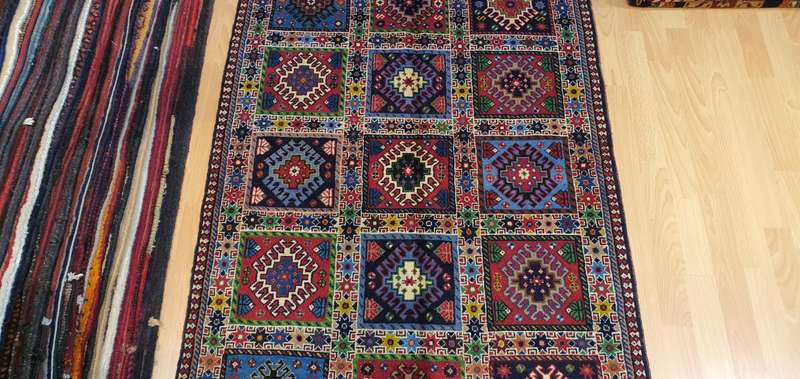 Very Fine Persian Yalemeh Carpet 150cm x 100cm Hand Knotted