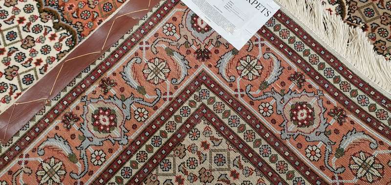Fine Persian Tabriz Carpet 200cm x 150cm Hand Knotted