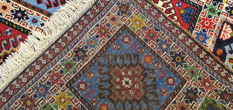 Very Fine Persian Yalemeh Carpet 150cm x 100cm Hand Knotted