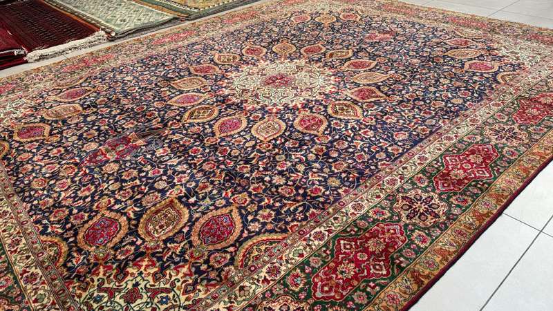 Very Fine Persian Tabriz Carpet 388cm x 290cm Hand Knotted