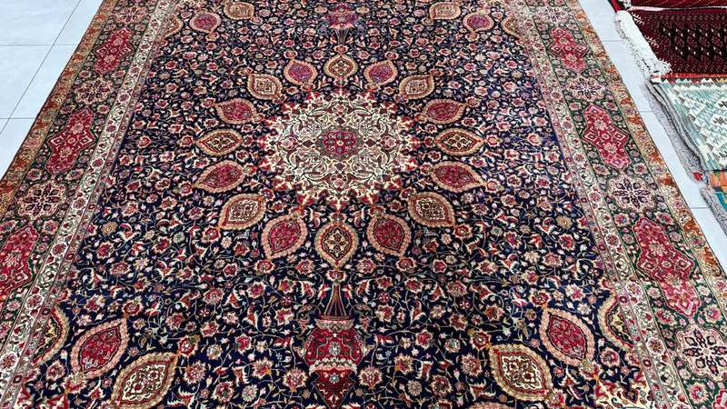 Very Fine Persian Tabriz Carpet 388cm x 290cm Hand Knotted