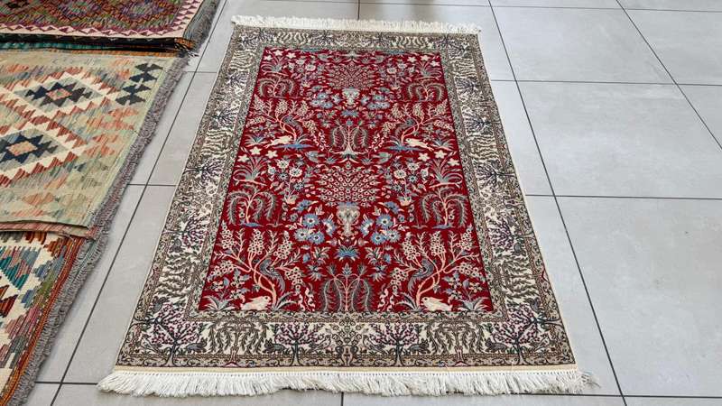 Very Fine Persian Nain Carpet (6LA) 152cm x 102cm Hand Knotted