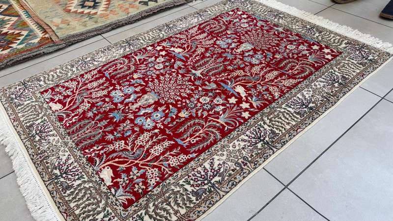 Very Fine Persian Nain Carpet (6LA) 152cm x 102cm Hand Knotted