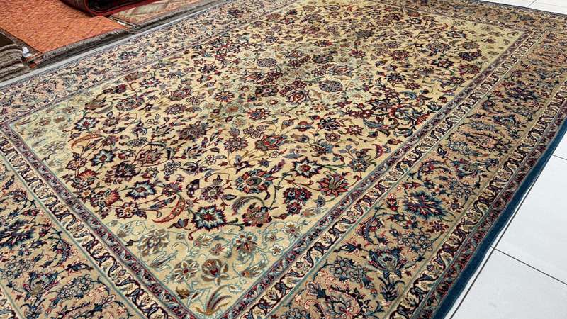 Very Fine Persian Yazd Carpet 348cm x 252cm Hand Knotted
