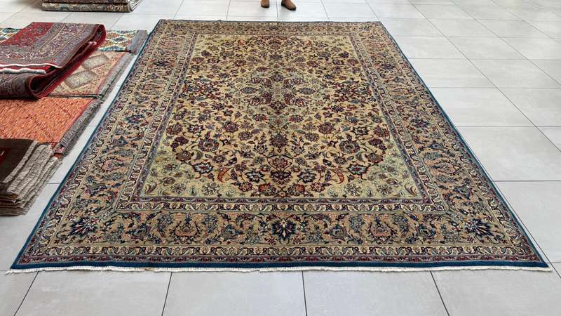 Very Fine Persian Yazd Carpet 348cm x 252cm Hand Knotted