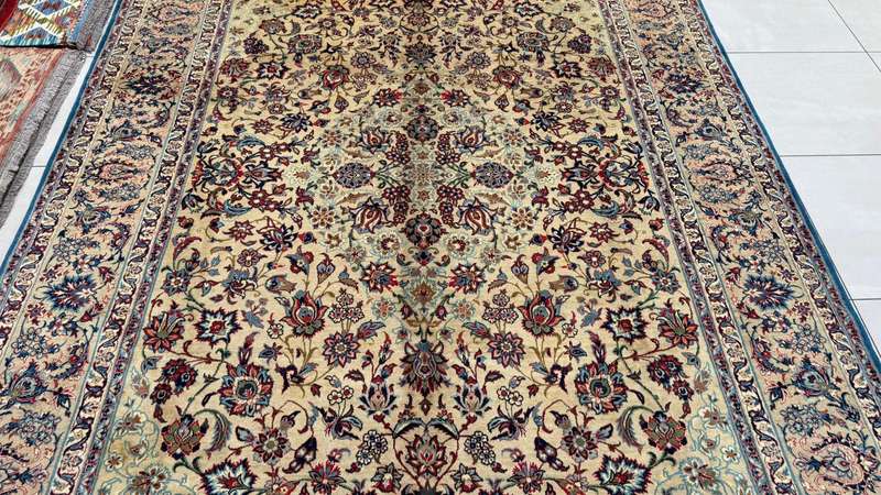 Very Fine Persian Yazd Carpet 348cm x 252cm Hand Knotted
