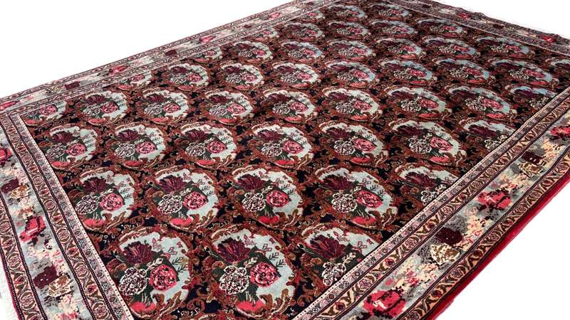 Persian senneh Carpet 340cm x 251cm Hand Knotted