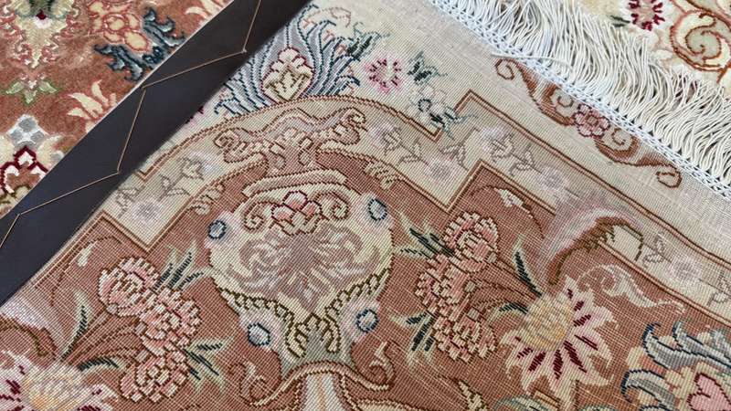 Very Fine Persian Tabriz Carpet 160cm x 100cm Hand Knotted