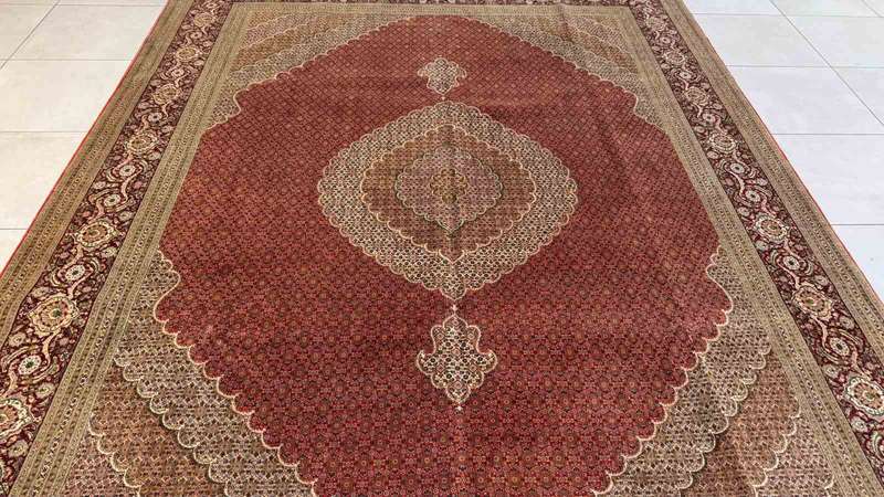 Very Fine Persian Tabriz Carpet 400cm x 300cm Hand Knotted