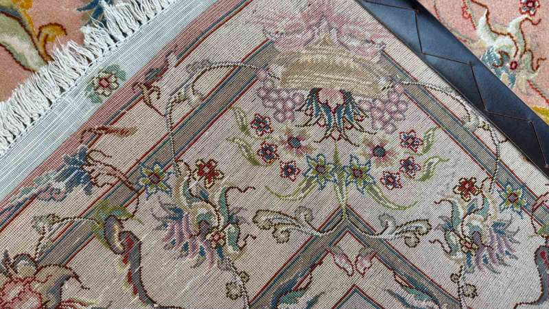 Very Fine Persian Tabriz Carpet 200cm x 150cm Hand Knotted